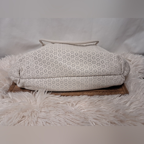 Brighton Leather Hobo/Shoulder Bag - Picture 6 of 7